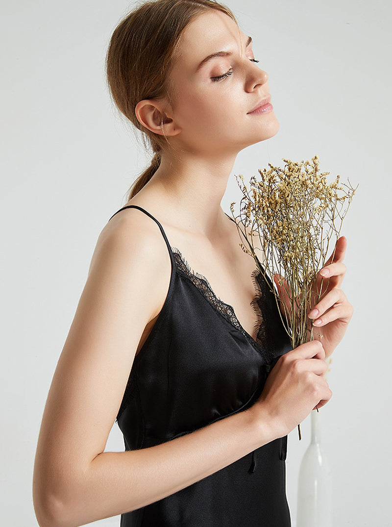 19 Momme Sexy Lace Summer Female V-Neck Charming Intellectual Mature Backless Black Suspender Nightdress