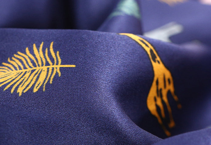 19 Momme Female Summer Silk Neckline Open Back Personality Temperament Print Contrast Color Navy Blue Suspender Trousers Two-Piece Set